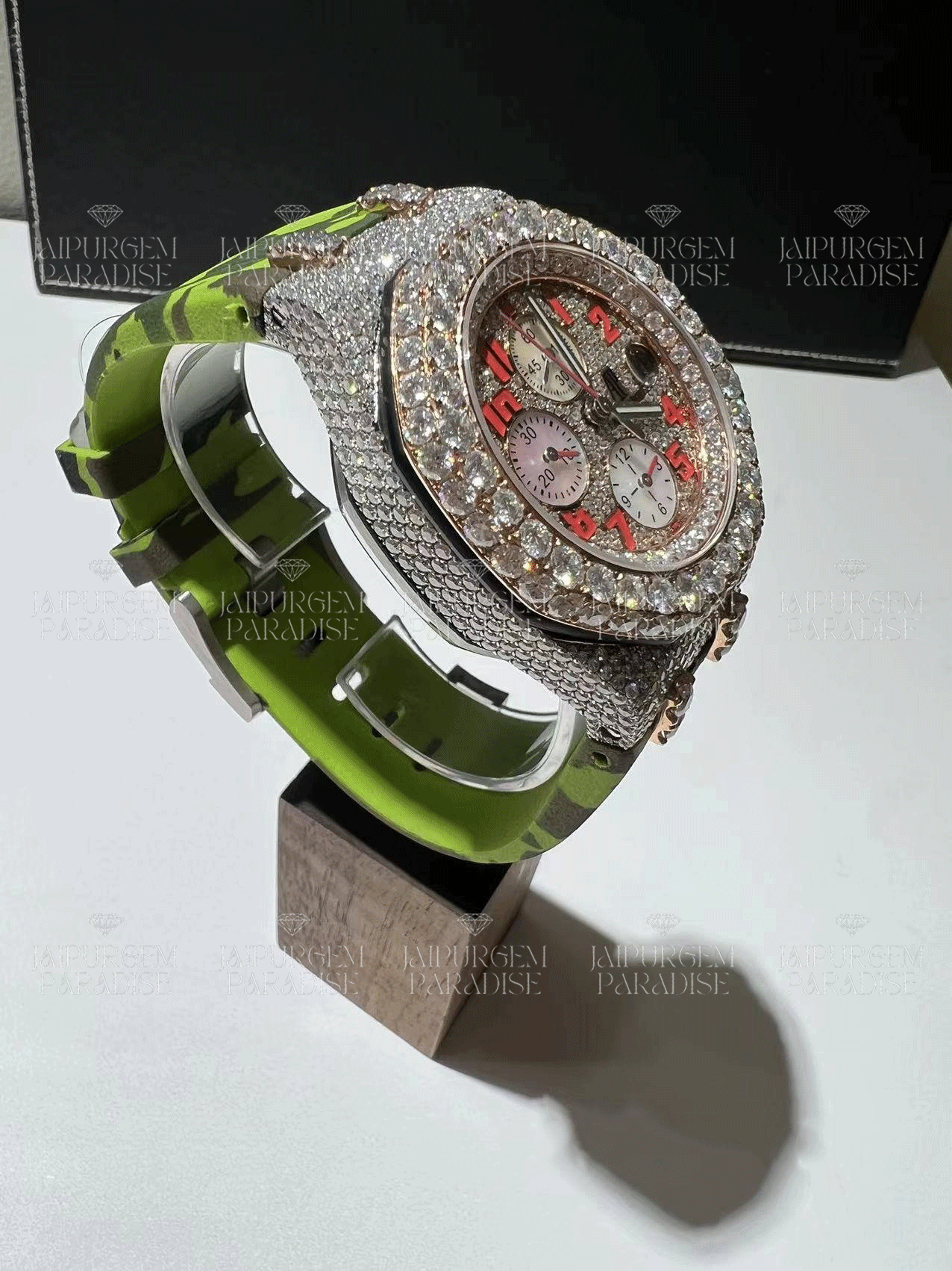 Luxury Custom Silicone Strap Iced Out Automatic Movement Moissanite Watch