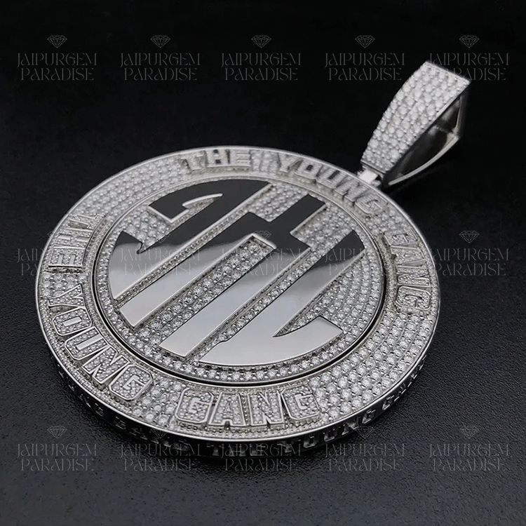 Iced Out Customized Silver Moissanite Pendant Hip Hop Jewelry